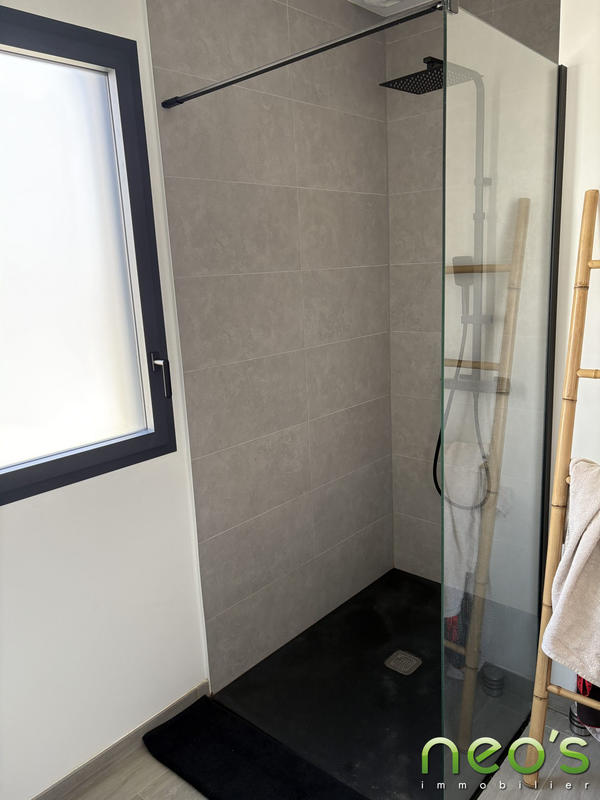 Maison - 98 m² - 5 pièces