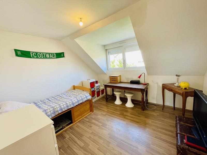 Maison - 189 m² - 8 pièces