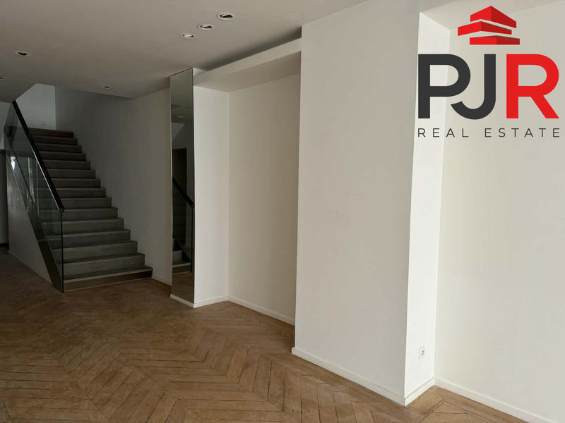 Local commercial - 386 m²