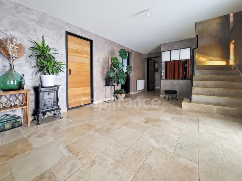 Maison - 148 m² - 6 pièces