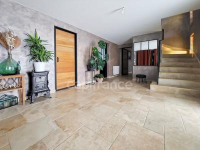 Maison - 148 m² - 6 pièces