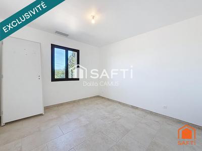Maison - 99 m² - 5 pièces