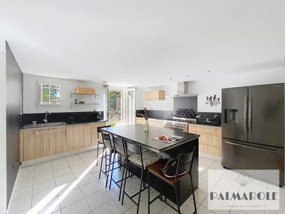 Maison de ville - 103 m² - 4 pièces