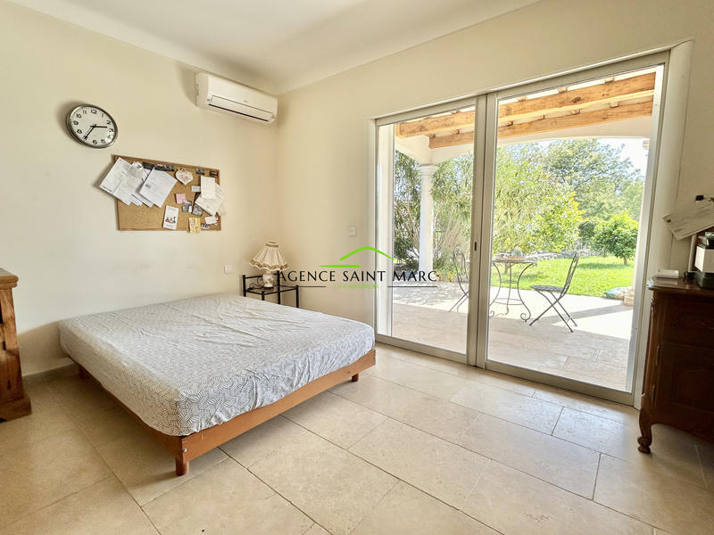 Maison - 257 m² - 6 pièces