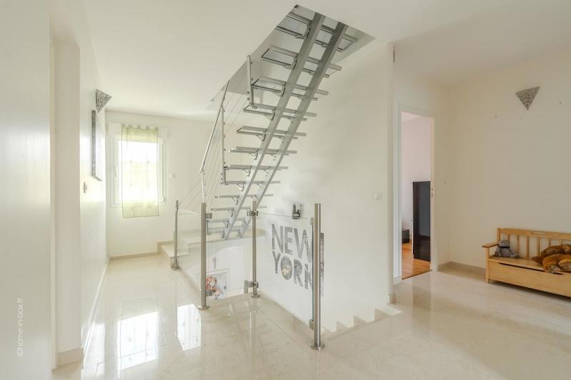 Maison - 185 m² - 7 pièces