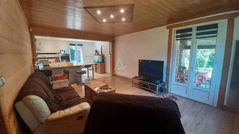 Maison - 101 m² - 5 pièces