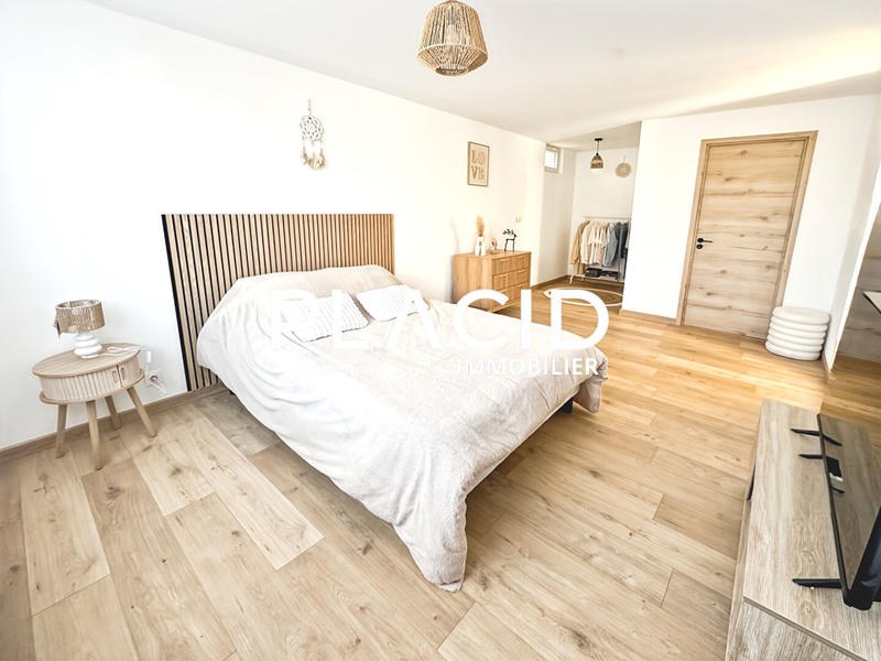 Maison - 84 m² - 4 pièces