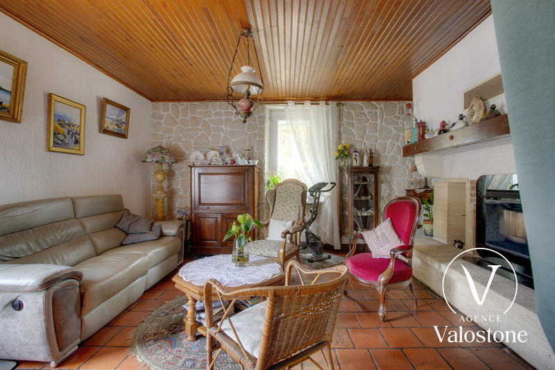 Maison traditionnelle - 188 m² - 7 pièces