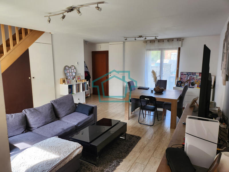 Maison - 74 m² - 5 pièces