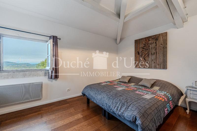 Maison - 280 m² - 12 pièces