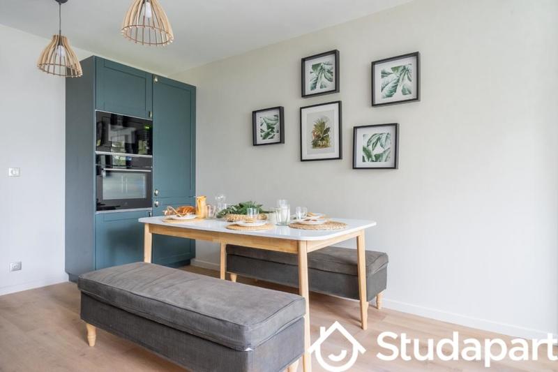 Chambre - 9 m² - 1 pièce