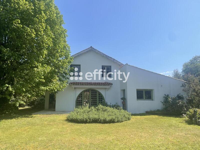 Maison - 162 m² - 4 pièces