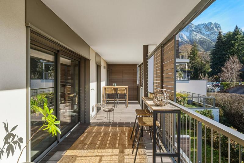 Appartement - 90 m² - 3 pièces