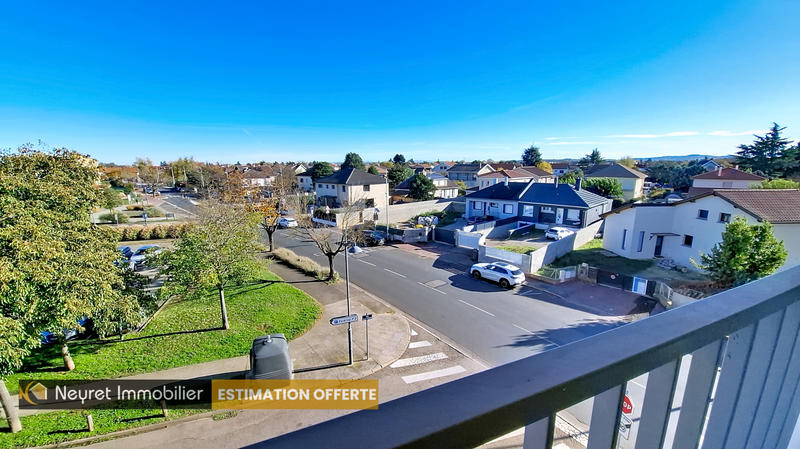 Appartement - 81 m² - 4 pièces