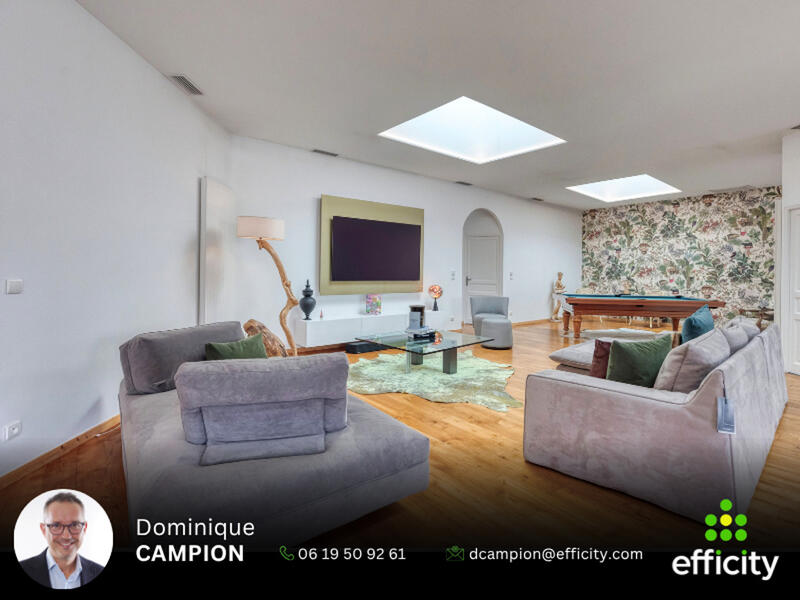 Appartement - 338 m² - 6 pièces