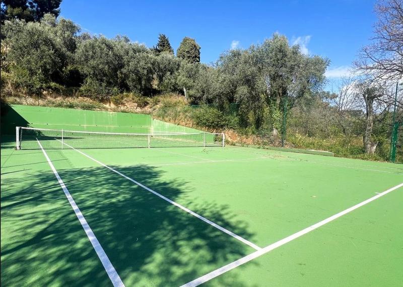 Appartement - 92 m² - 3 pièces