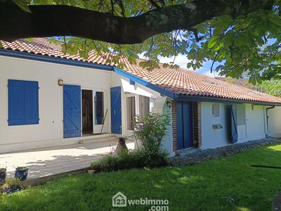 Maison - 215 m² - 7 pièces