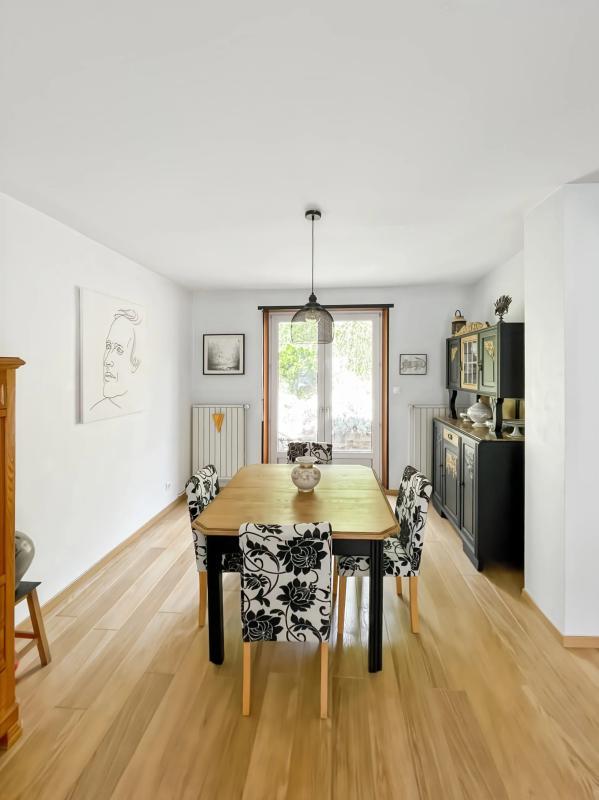 Maison - 195 m² - 6 pièces