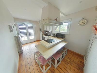 Maison - 105 m² - 5 pièces