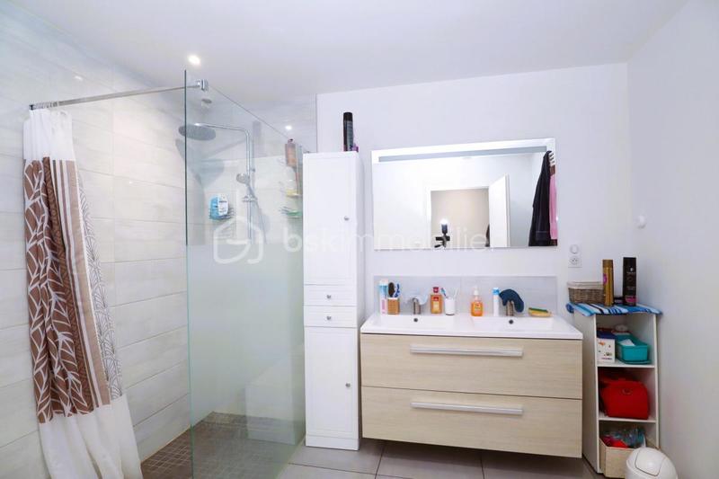 Maison de ville - 256 m² - 6 pièces