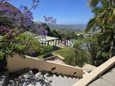 Pavillon - 91 m² - 3 pièces