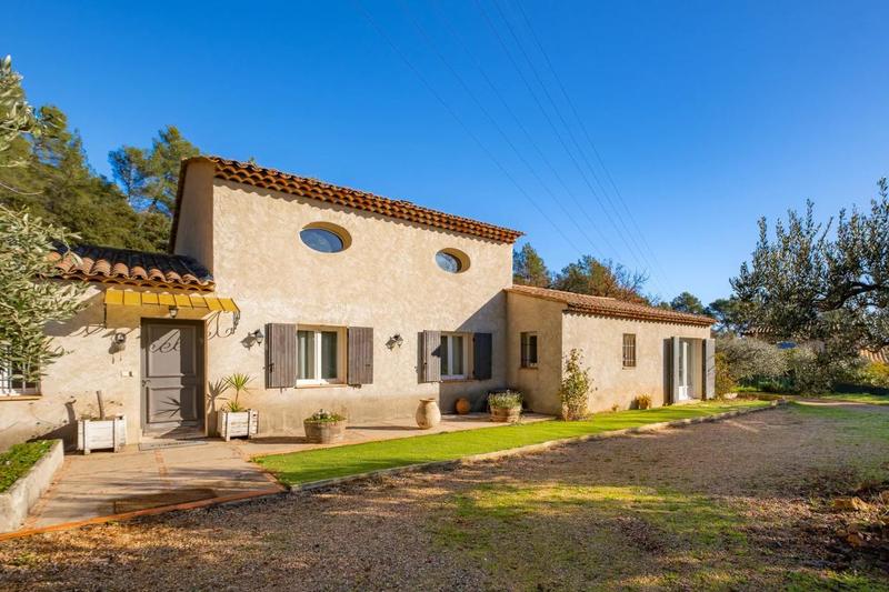 Maison - 180 m² - 5 pièces