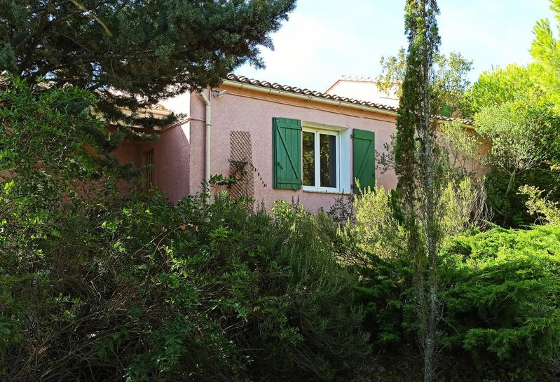 Propriété - 212 m² - 14 pièces