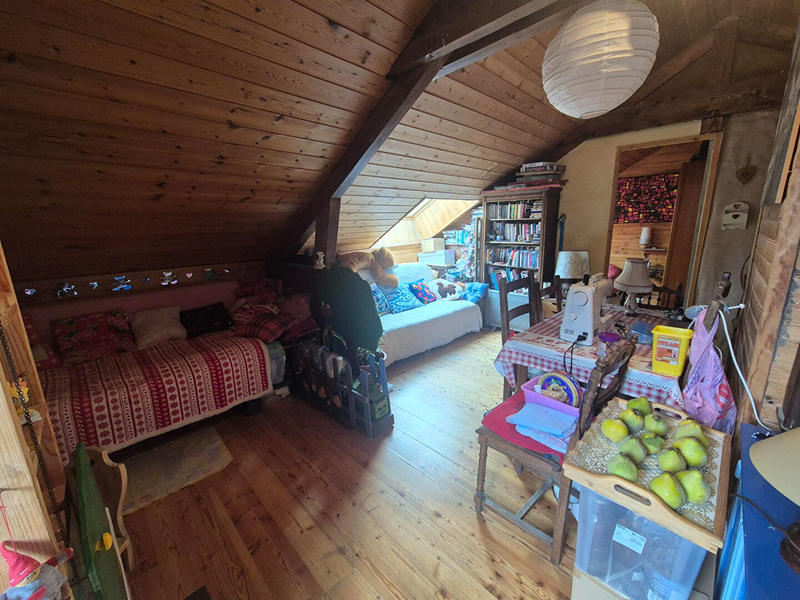 Maison - 100 m² - 6 pièces