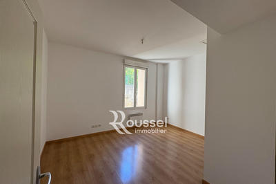 Appartement - 99 m² - 4 pièces