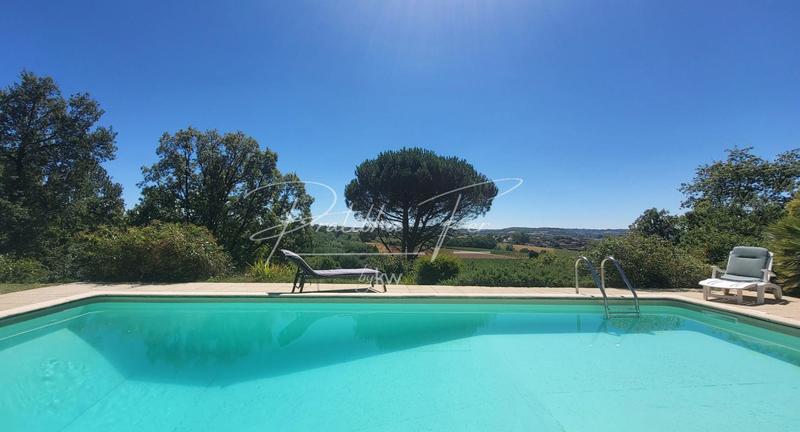 Maison - 166 m² - 5 pièces