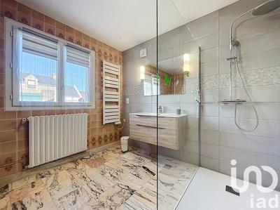 Maison - 125 m² - 7 pièces