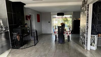 Maison - 185 m² - 7 pièces