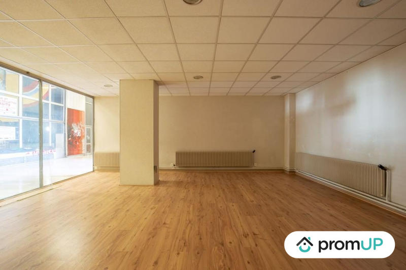 Local commercial - 60 m² - 2 pièces