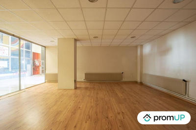 Local commercial - 60 m² - 2 pièces
