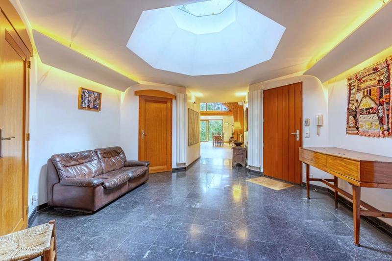 Maison - 229 m² - 6 pièces