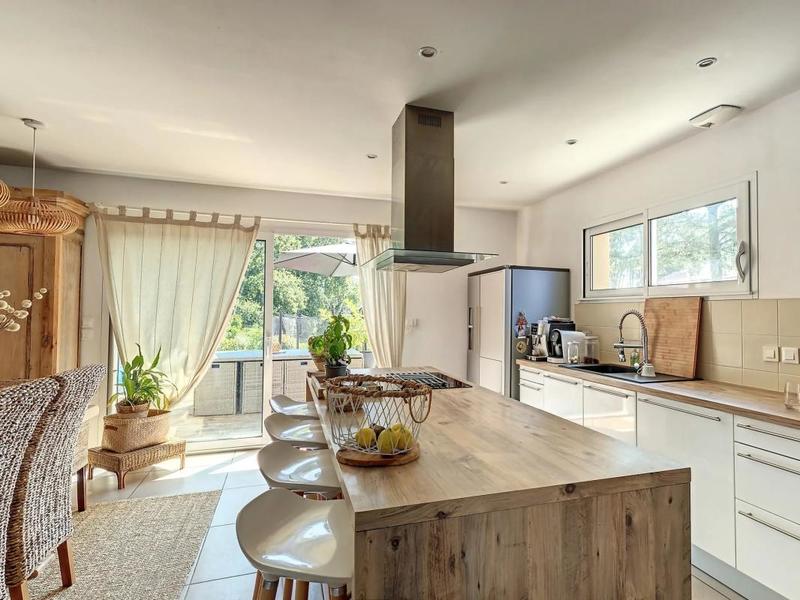 Maison - 103 m² - 5 pièces