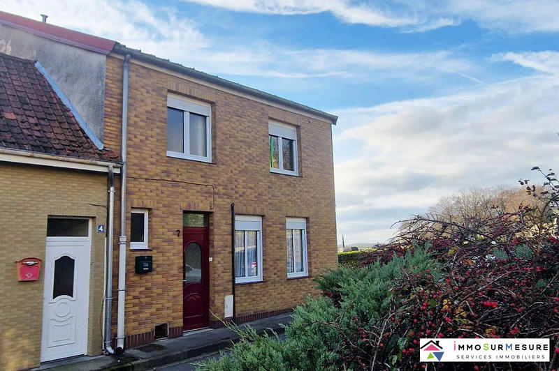 Maison - 130 m² - 9 pièces