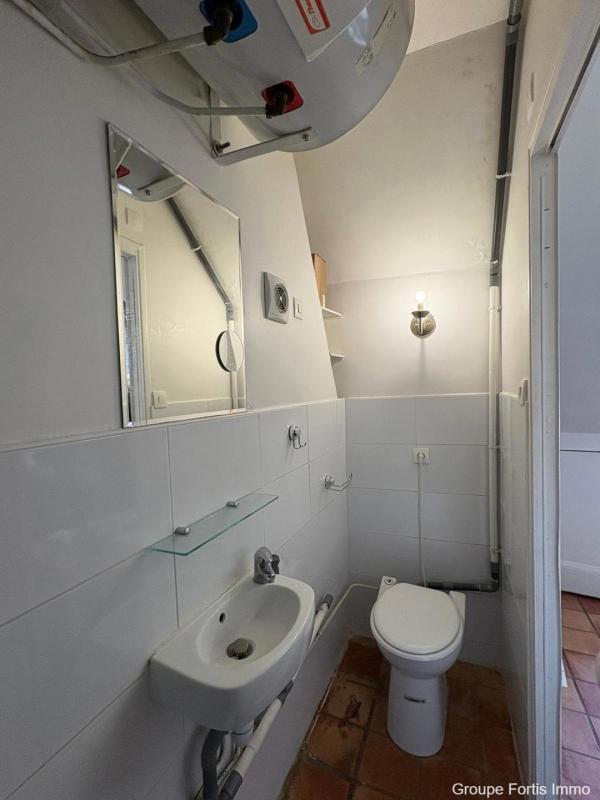 Studio - 12 m² - 1 pièce