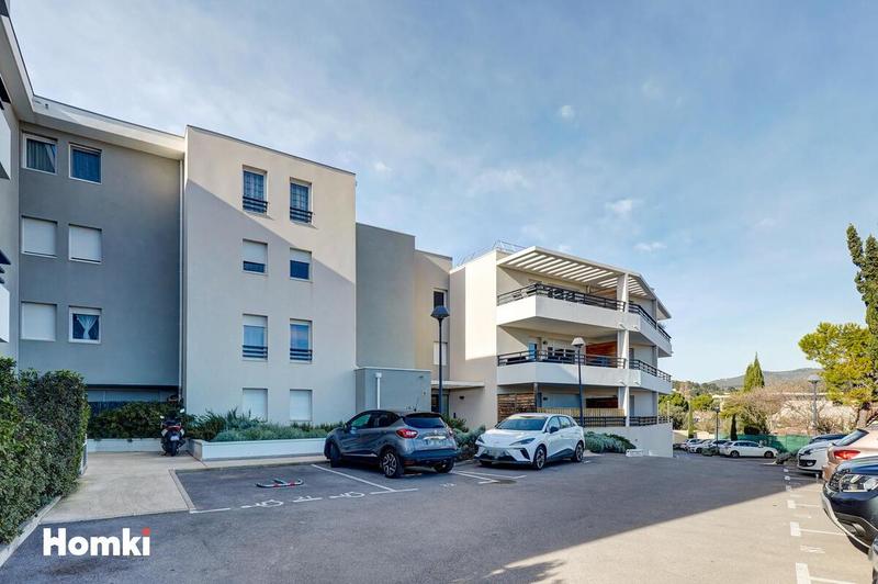 Appartement - 90 m² - 4 pièces