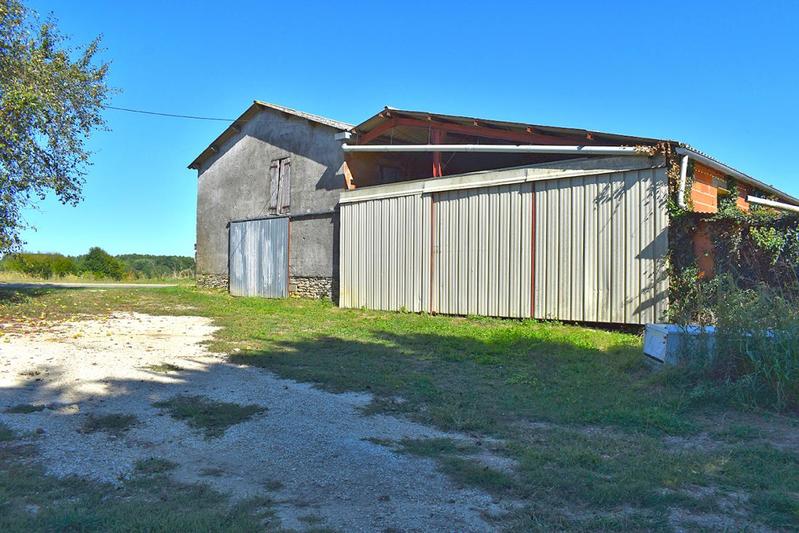 Maison - 330 m² - 13 pièces