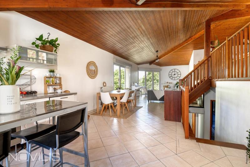 Maison - 147 m² - 4 pièces