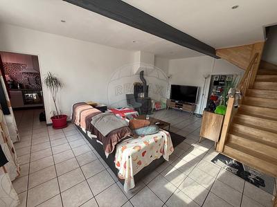 Maison - 140 m² - 6 pièces