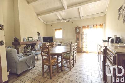 Maison - 99 m² - 5 pièces