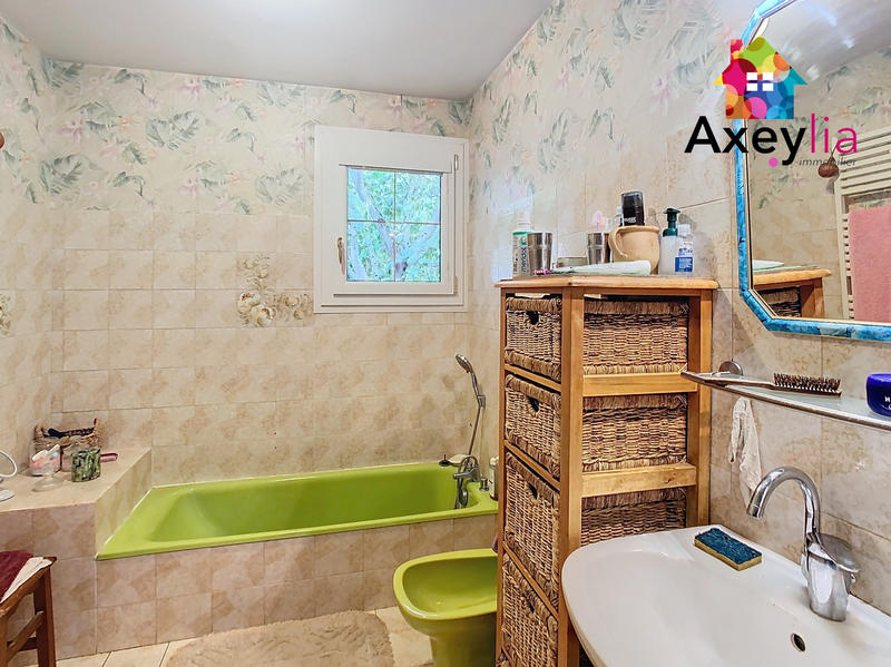 Maison - 123 m² - 7 pièces