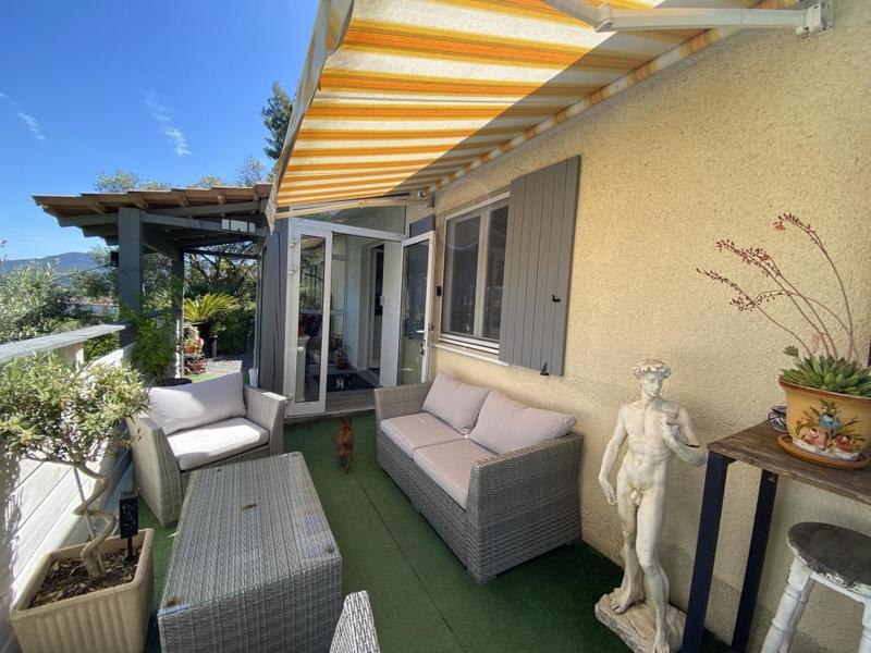 Villa - 80 m² - 4 pièces