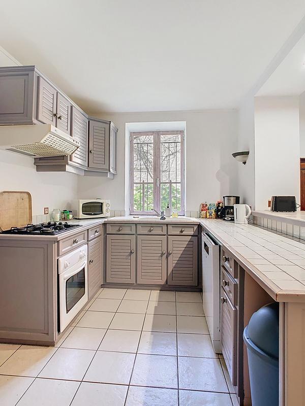 Villa - 342 m² - 8 pièces