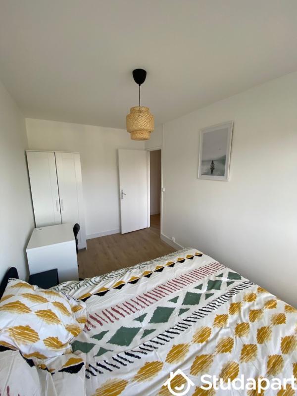 Chambre - 11 m² - 1 pièce