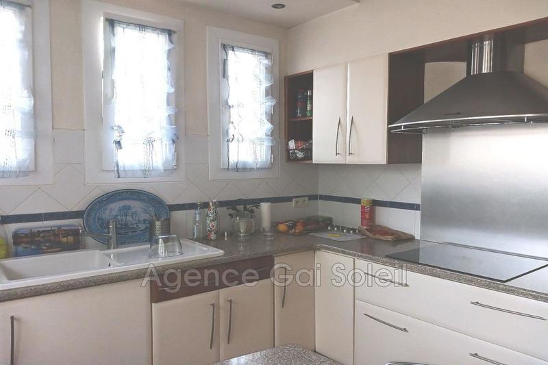 Villa - 177 m² - 6 pièces