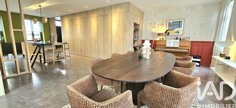 Maison de ville - 200 m² - 7 pièces