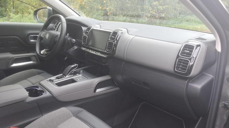 Citroën C5 Aircross 1.6 PureTech 224 Hybride e-Eat8 c-Series - Entretien constructeur